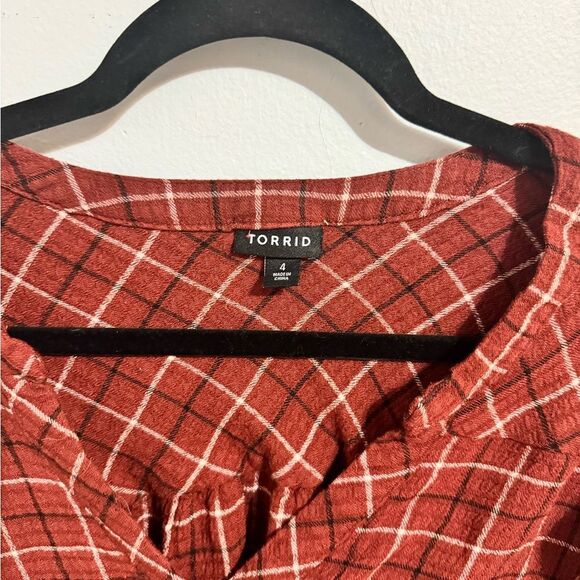 Torrid Crinkle Gauze Ruffle Trim Pull Over Top - Picture 5 of 7